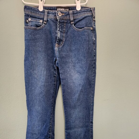 Express Women Stretch Fit & Flair Jeans Made in Italy Size 3/4 - Picture 1 of 5